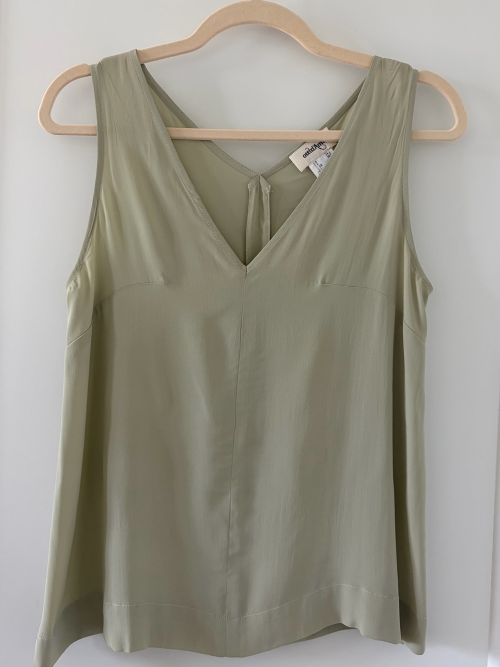 Closet Blowout Sale - Ottod’ame V-Neck Sleeveless Silk Camisole